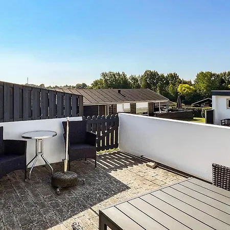 2 Bedroom Gorgeous In Tranekær